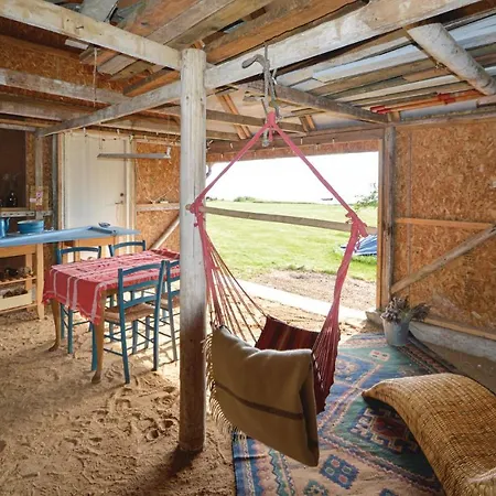 Two-bedroom Holiday In *